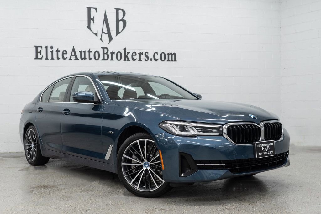 Used 2023 BMW 530e xDrive w/ Premium Package image 57