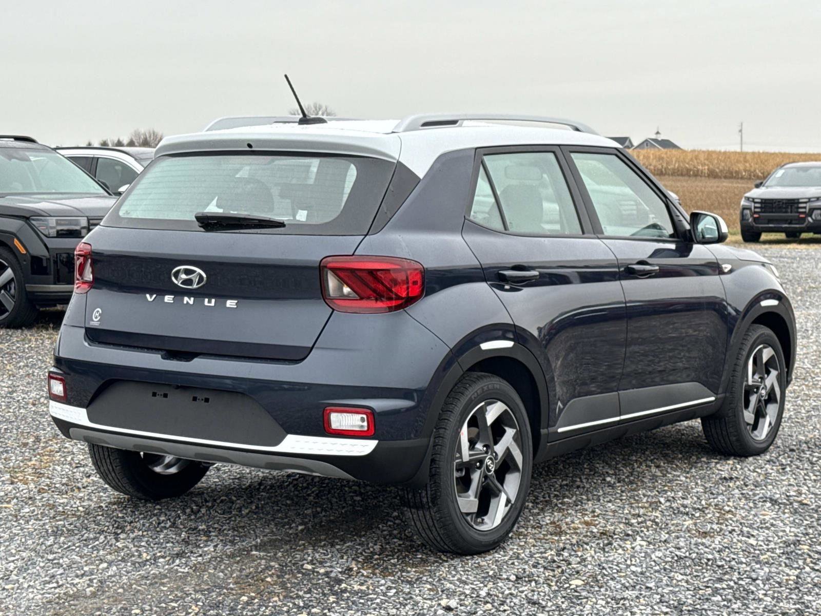 New 2026 Hyundai Venue SEL FWD image 12