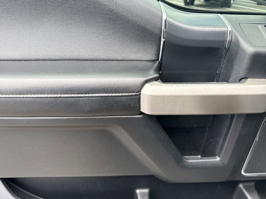 Used 2020 Ford F150 Lariat w/ Equipment Group 502A Luxury image 14