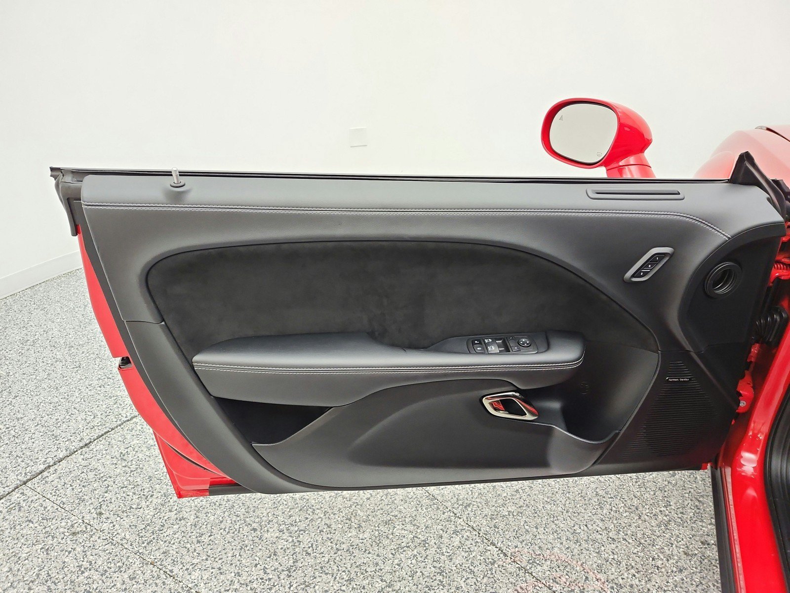 Used 2022 Dodge Challenger SRT Hellcat RWD image 14
