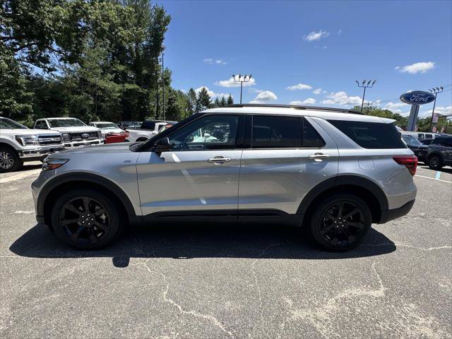 Used 2022 Ford Explorer ST-Line w/ Class IV Trailer Tow Package AWD/4WD image 14