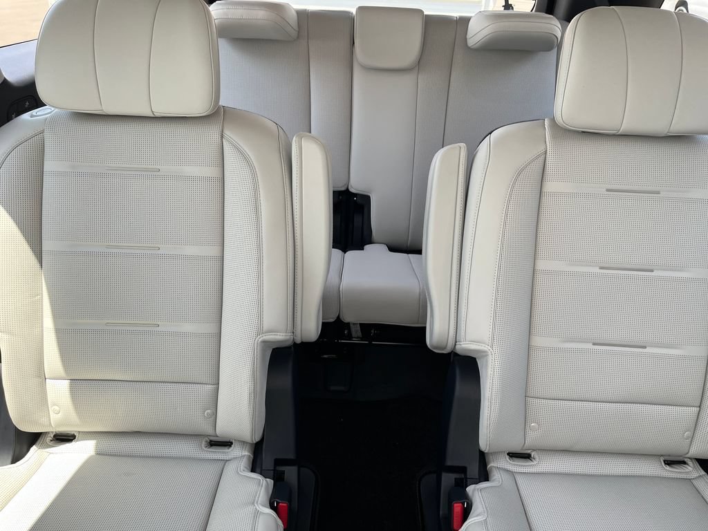 Used 2026 Hyundai Palisade Calligraphy AWD/4WD image 13