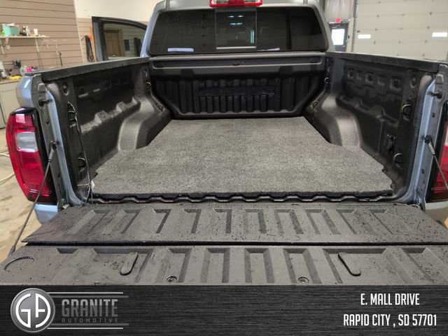 Used 2024 GMC Canyon AT4X AWD/4WD image 23