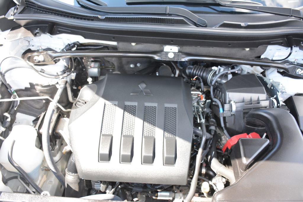 Used 2024 Mitsubishi Eclipse Cross SE image 14