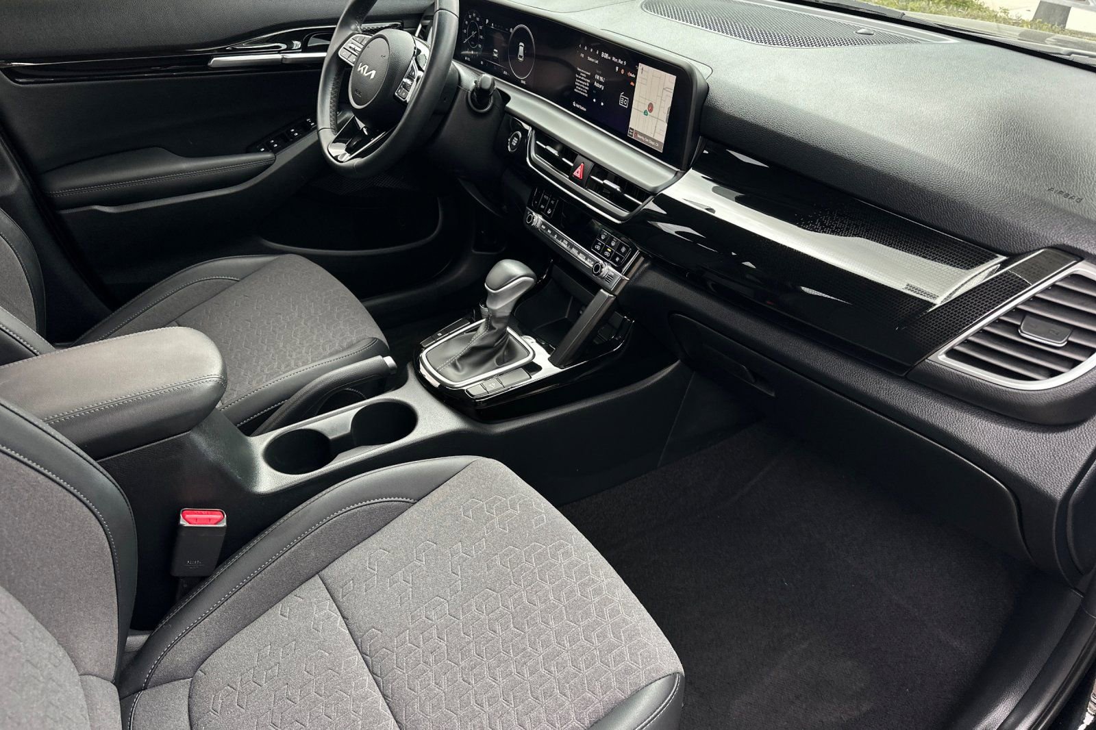 Used 2024 Kia Seltos S image 16