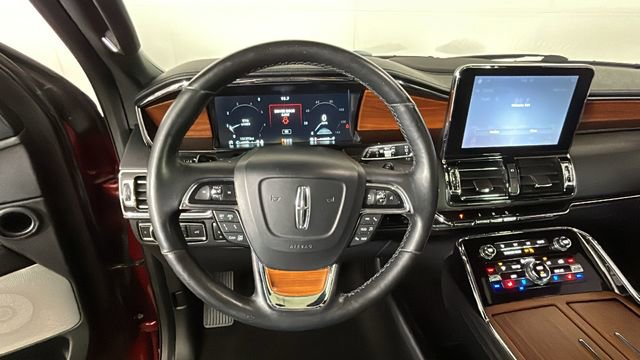 Used 2019 Lincoln Navigator L Reserve AWD/4WD image 15