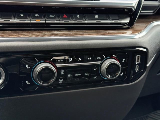 Used 2023 Chevrolet Silverado 1500 LT image 18