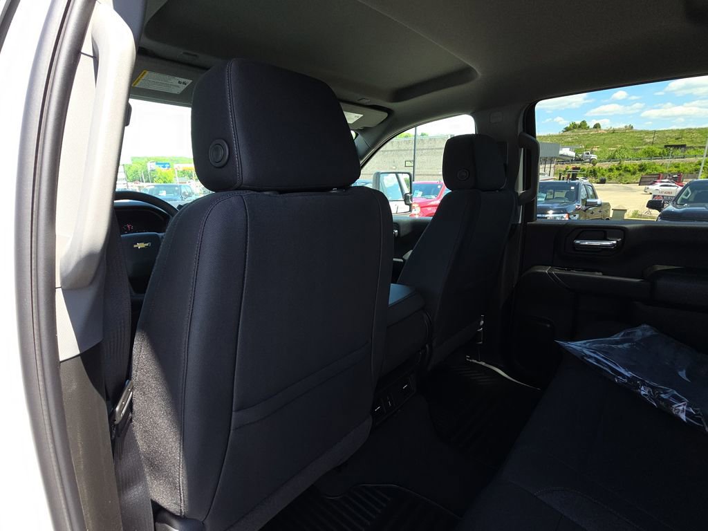 New 2026 Chevrolet Silverado 2500 Custom w/ Custom Value Package AWD/4WD image 27