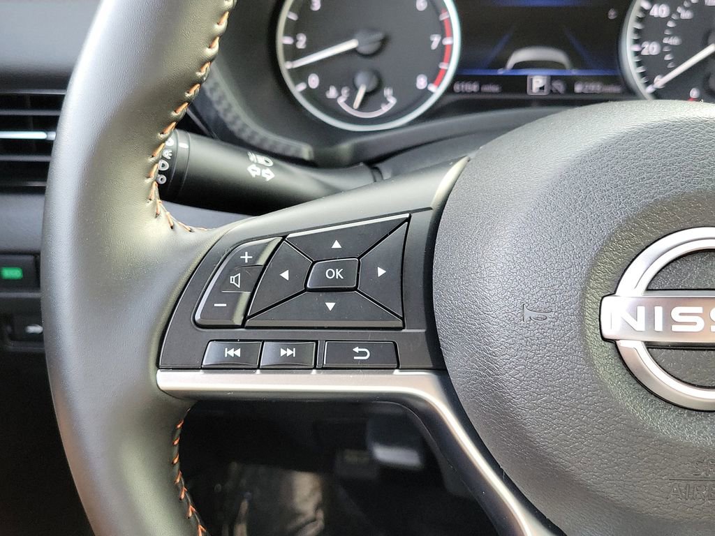 Certified 2025 Nissan Sentra SR image 5