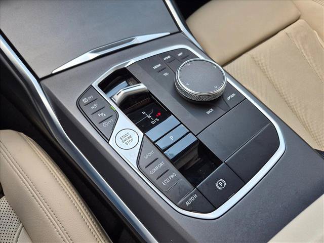 Used 2025 BMW 230i Coupe w/ Convenience Package RWD image 16