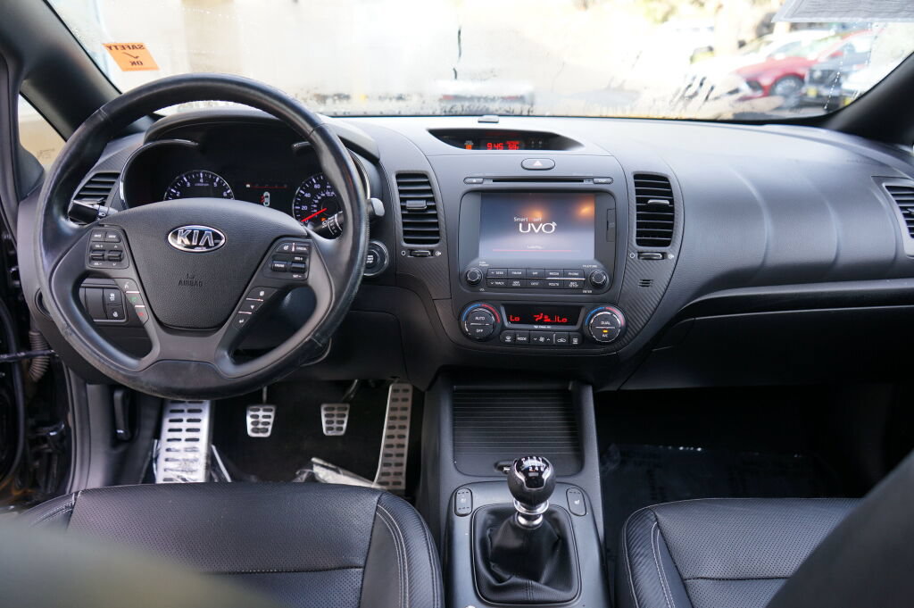 Used 2016 Kia Forte SX w/ Option Group 050 FWD image 19