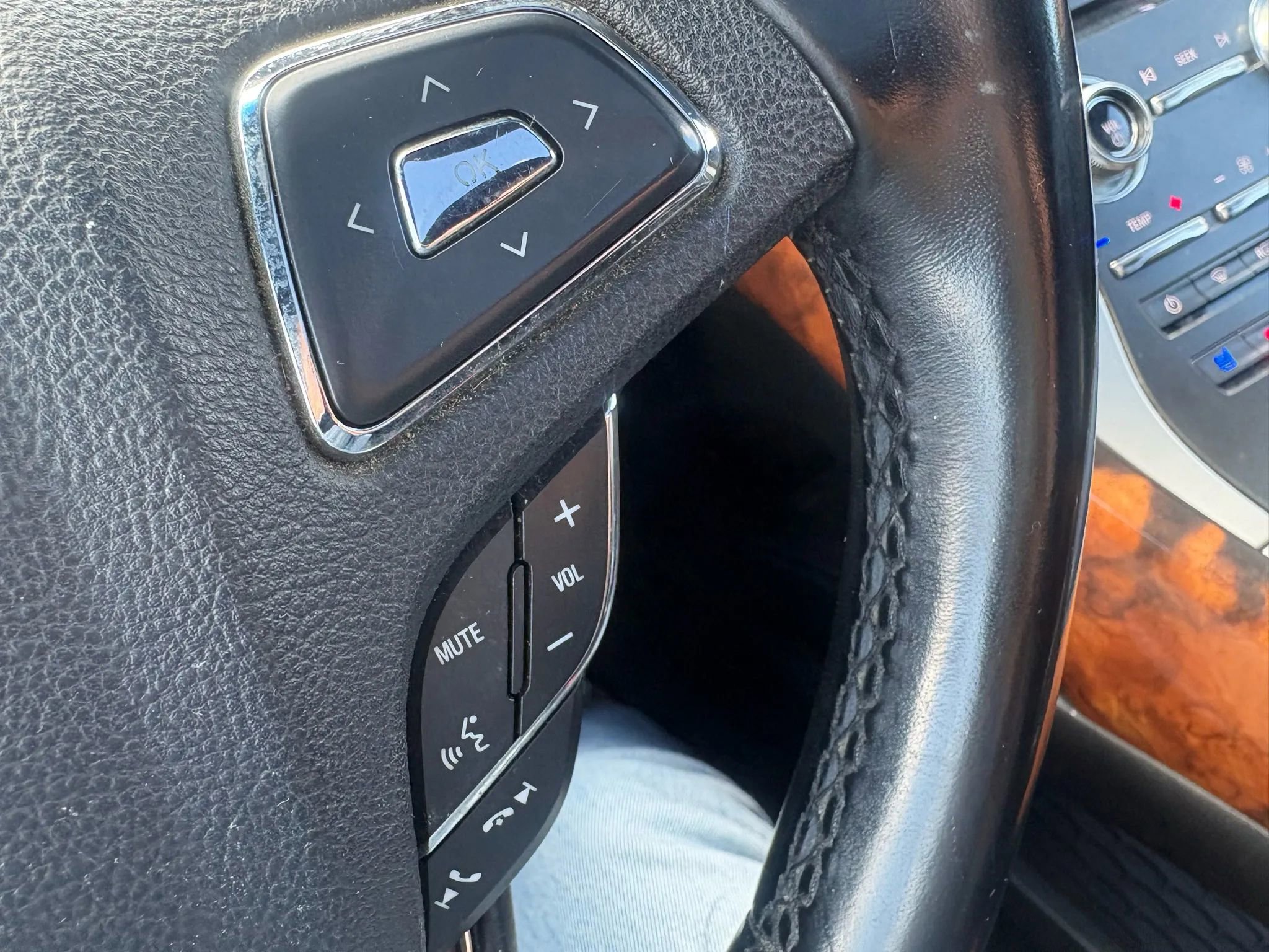 Used 2018 Lincoln MKX Reserve image 22