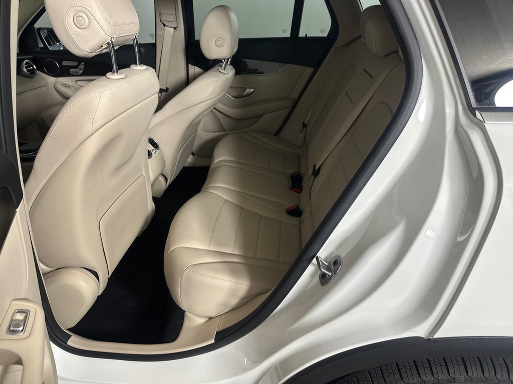 Certified 2022 Mercedes-Benz GLC 300 image 23
