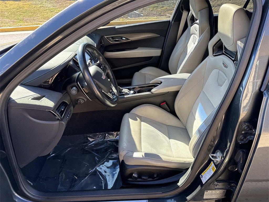 Used 2018 Cadillac ATS V w/ Luxury Package image 16