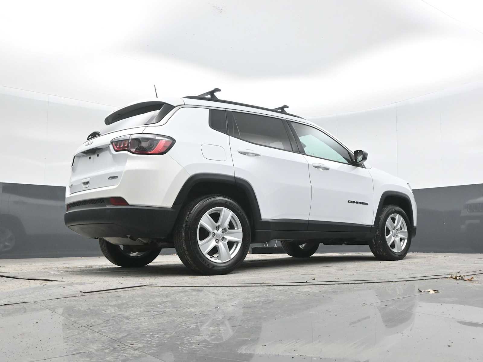 Used 2022 Jeep Compass Latitude w/ Convenience Group image 52