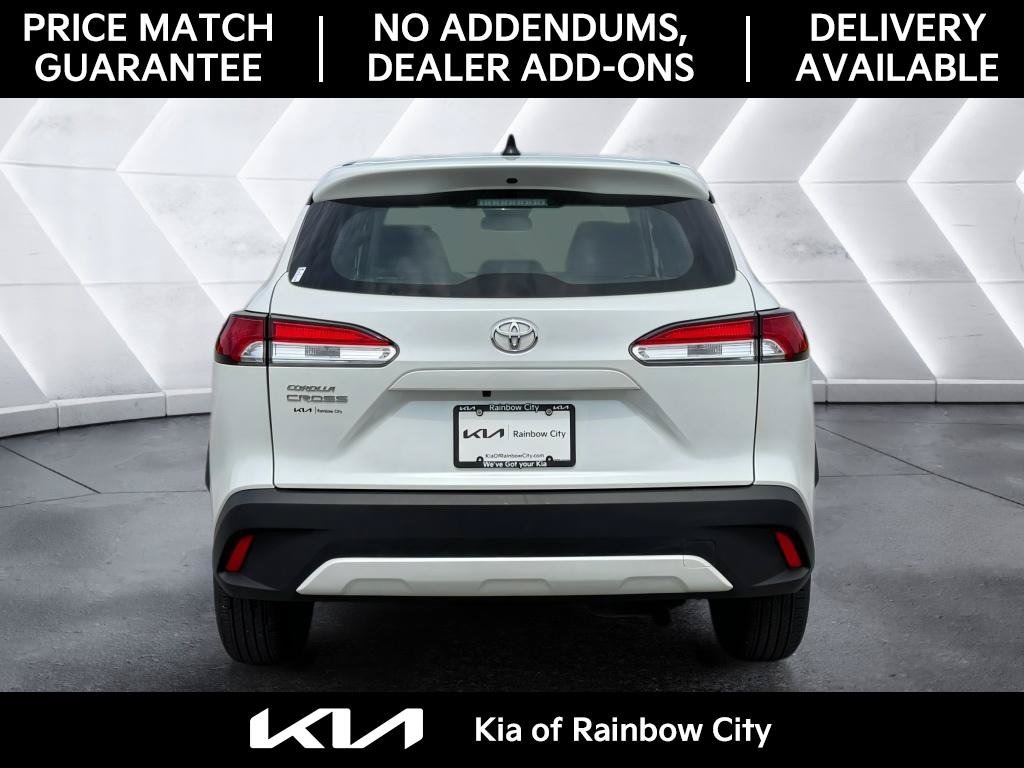 Used 2025 Toyota Corolla Cross L FWD image 6