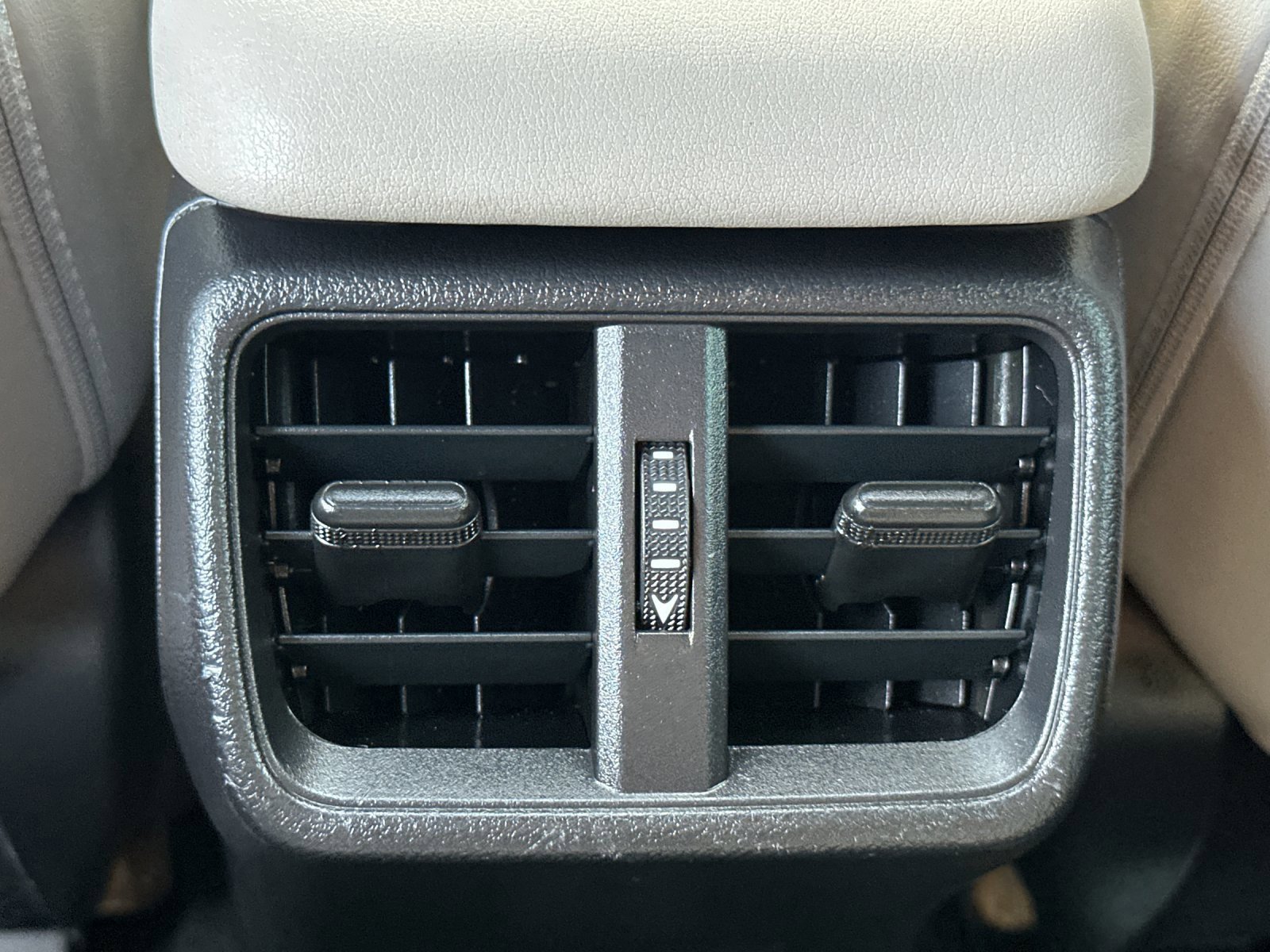 Used 2023 Lexus UX 250h FWD w/ Accessory Package (Z2) image 13