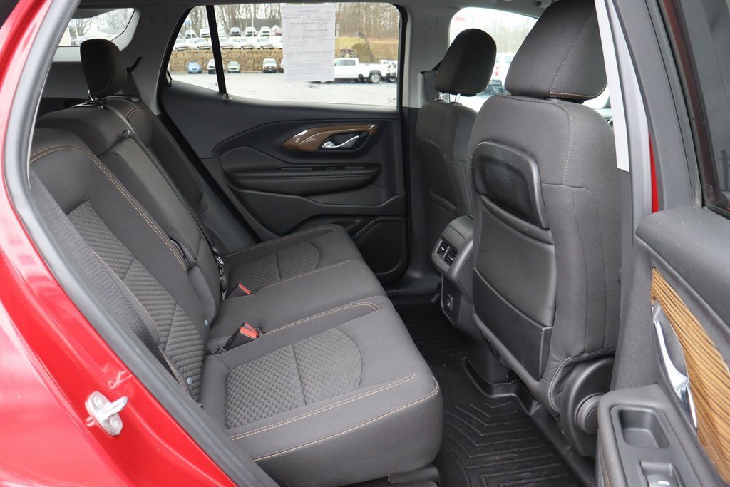 Used 2020 GMC Terrain SLE w/ Driver Convenience Package image 16