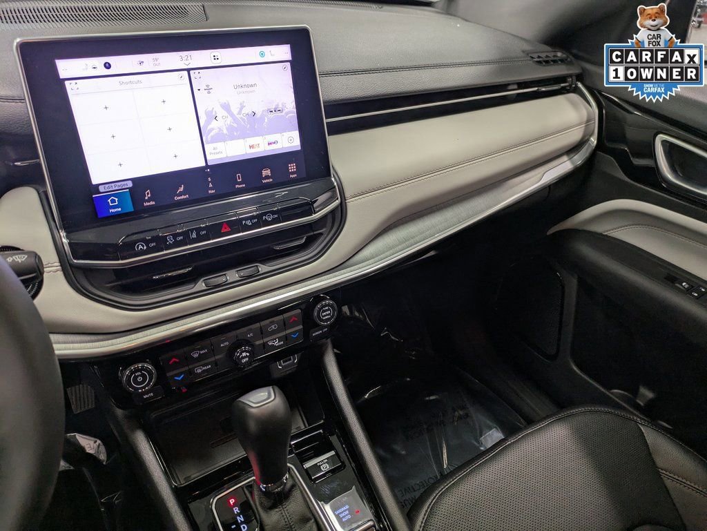 Used 2024 Jeep Compass Limited w/ Elite Group image 12