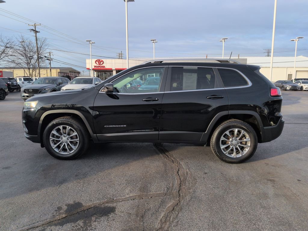 Used 2020 Jeep Cherokee Latitude Plus w/ Comfort/Convenience Group image 2