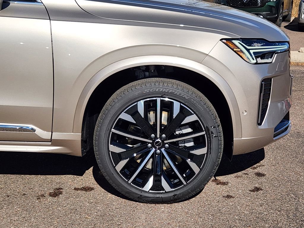 New 2026 Volvo XC90 T8 Plus w/ Protection Package Premier image 29