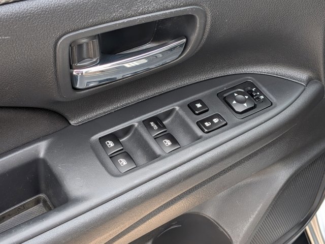 Used 2018 Mitsubishi Outlander ES image 11