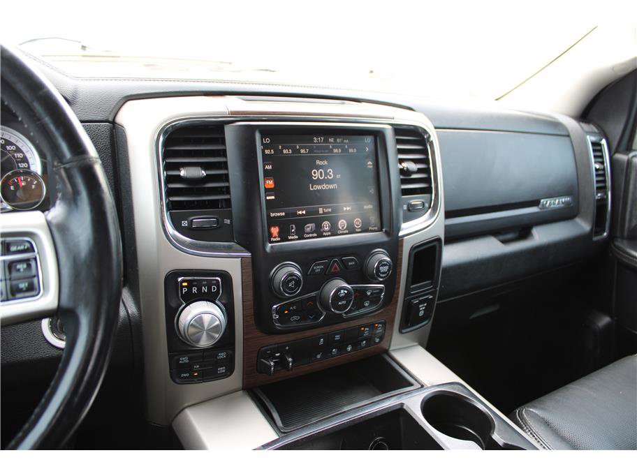Used 2015 RAM 1500 Laramie w/ Convenience Group image 18