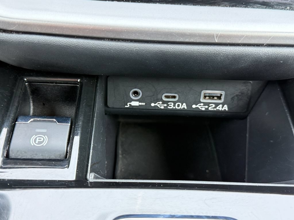 Used 2024 Subaru Outback Limited AWD/4WD image 18