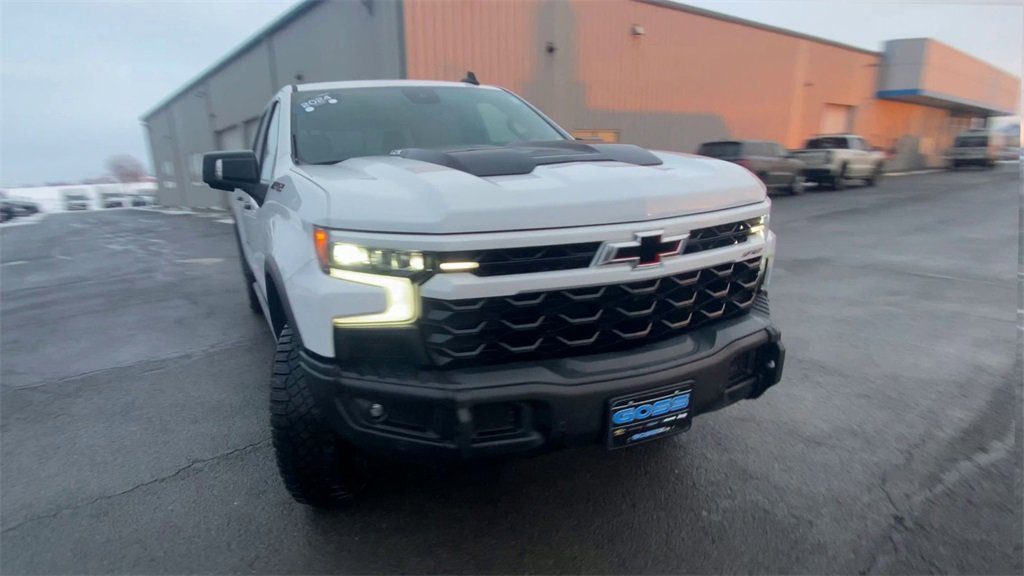Used 2024 Chevrolet Silverado 1500 ZR2 w/ ZR2 Bison Edition image 3