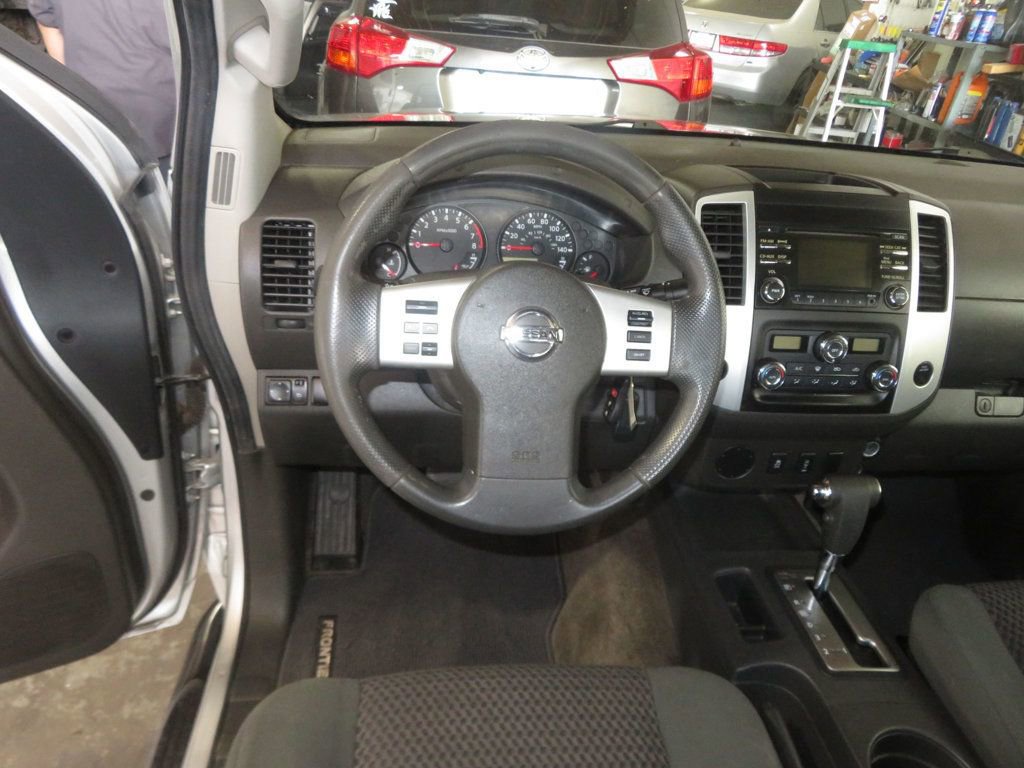 Used 2013 Nissan Frontier SV w/ SV Value Truck Pkg image 34