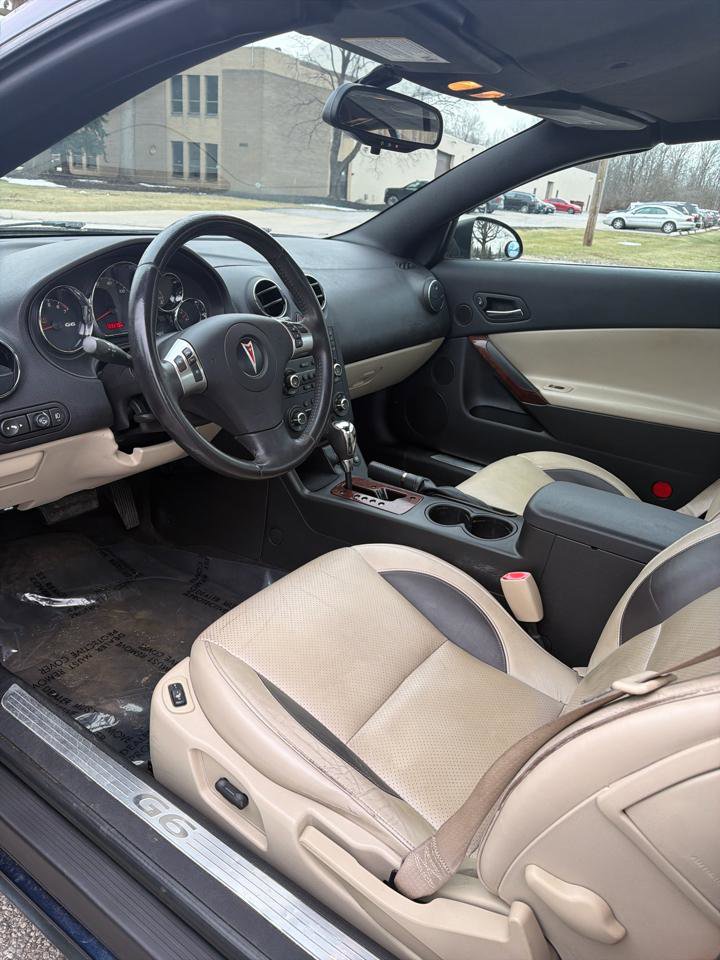 Used 2008 Pontiac G6 GT w/ Sport Package image 9