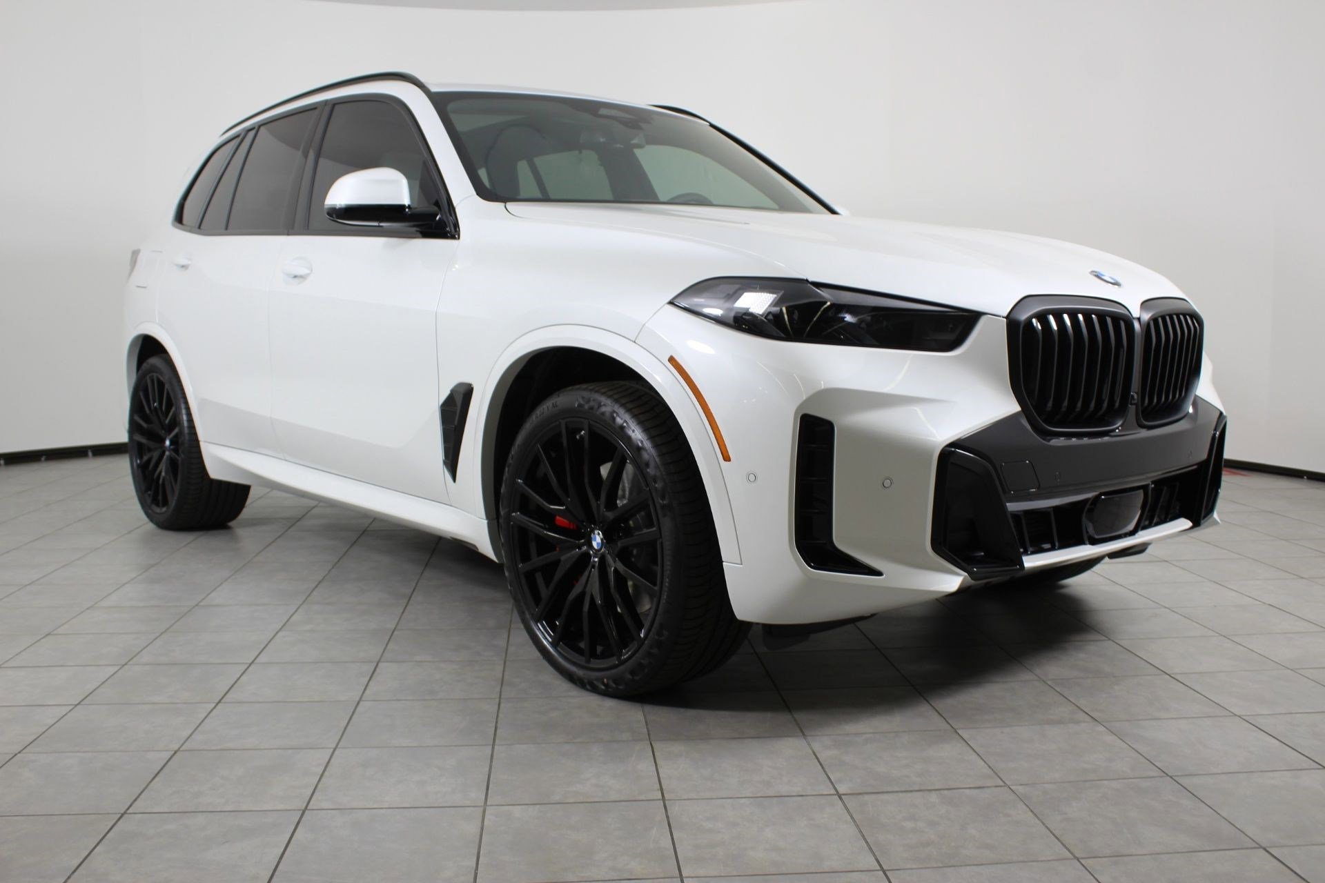 New 2026 BMW X5 sDrive40i RWD image 7
