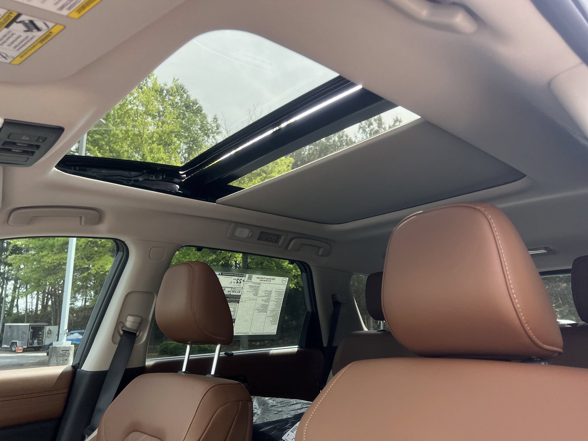 New 2026 Nissan Pathfinder Platinum AWD/4WD image 11