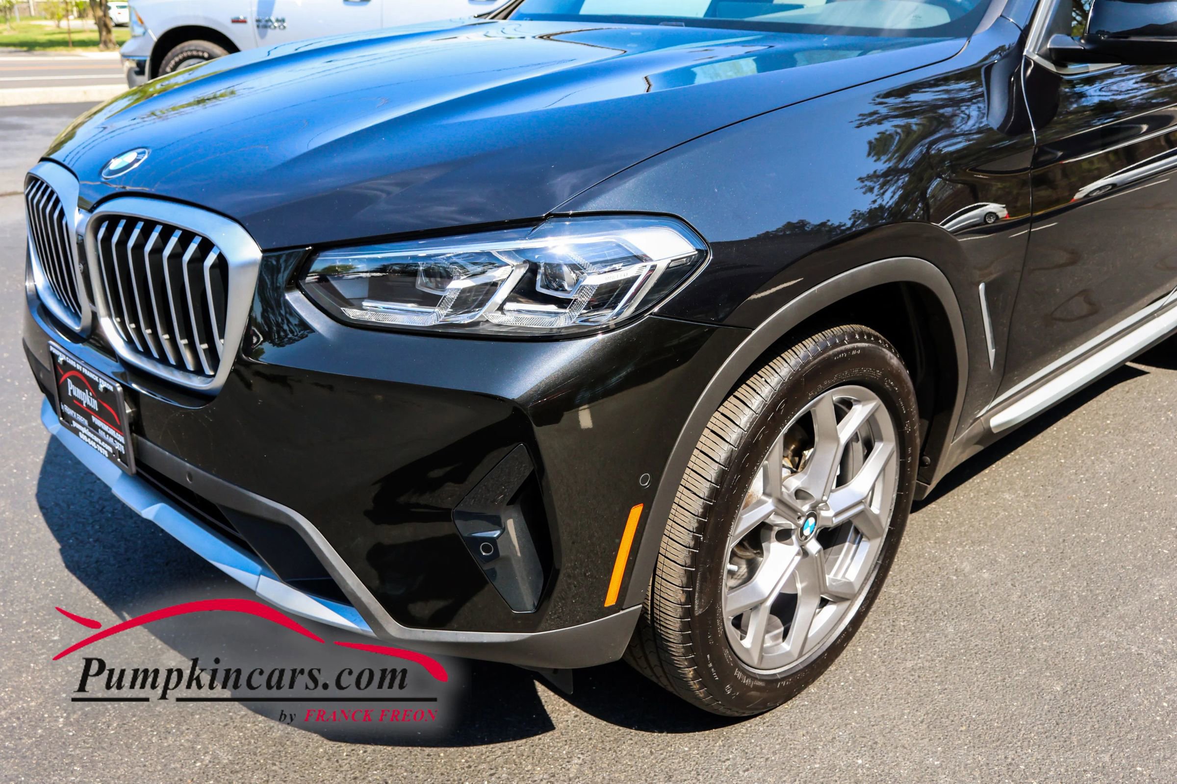 Used 2023 BMW X3 xDrive30i w/ Premium Package AWD/4WD image 9