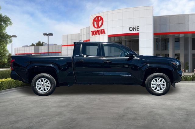 Used 2025 Toyota Tacoma SR5 RWD image 3