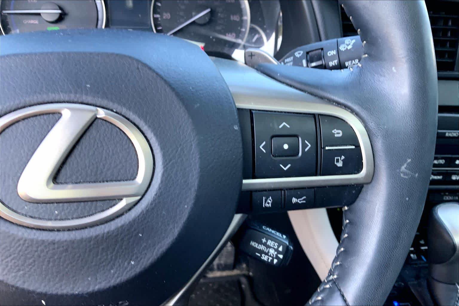Certified 2022 Lexus RX 450h AWD w/ Premium Package image 25