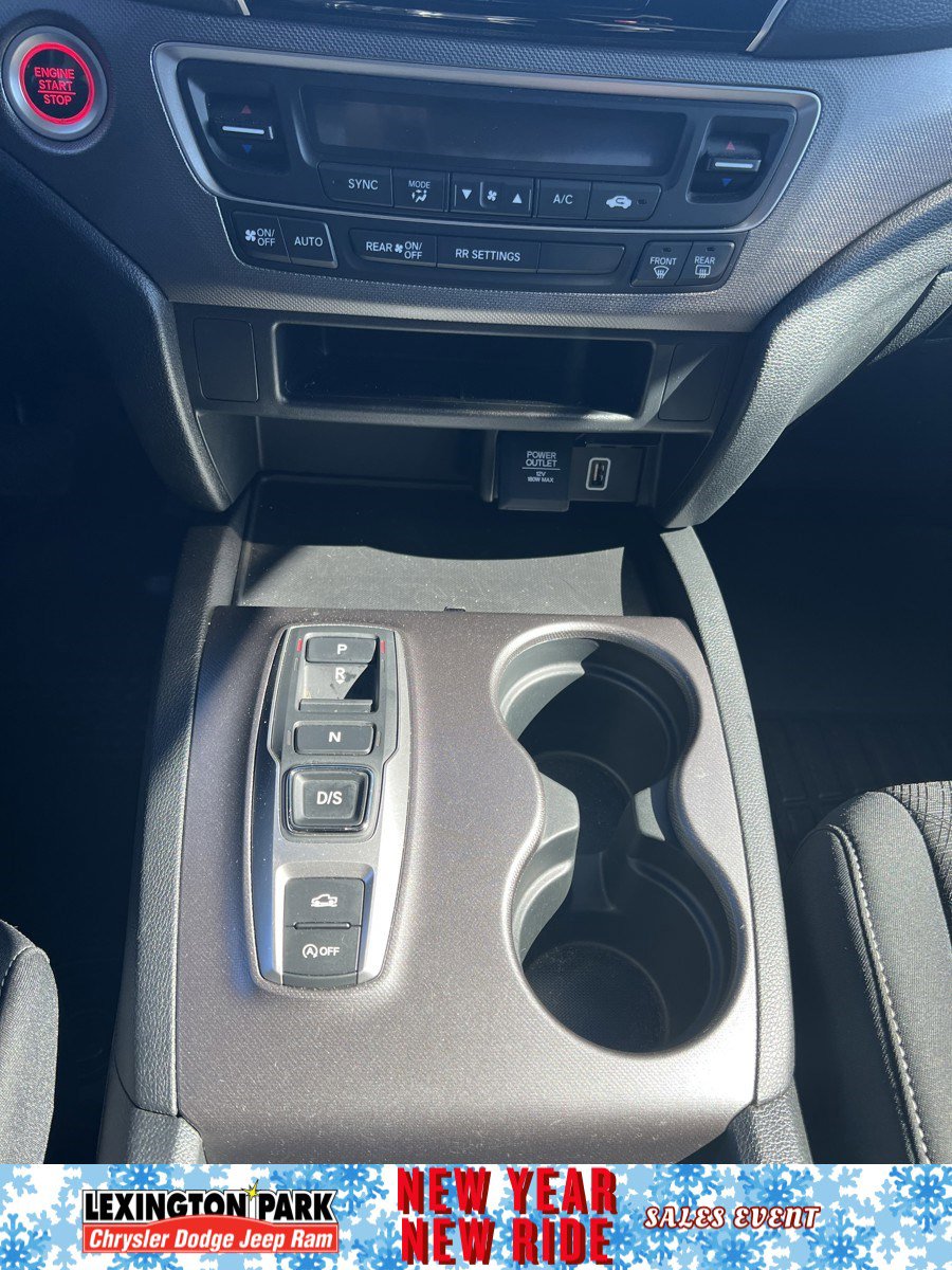 Used 2023 Honda Ridgeline Sport image 27