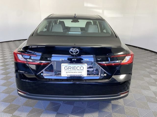 Used 2025 Toyota Camry LE FWD image 7
