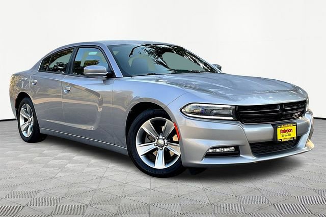 Used 2017 Dodge Charger SXT