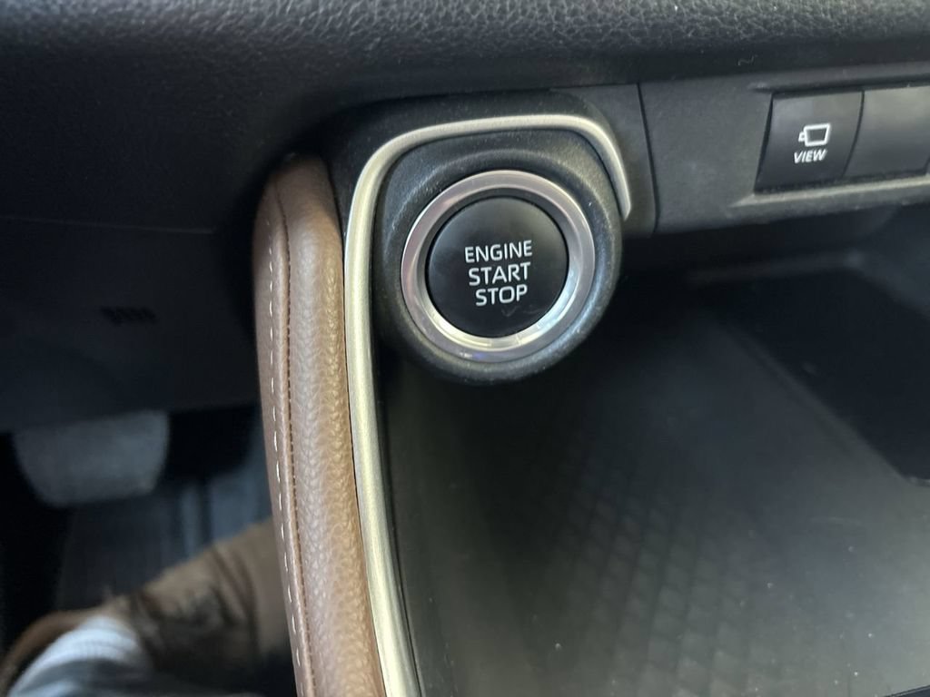 Used 2024 Toyota Grand Highlander AWD image 16