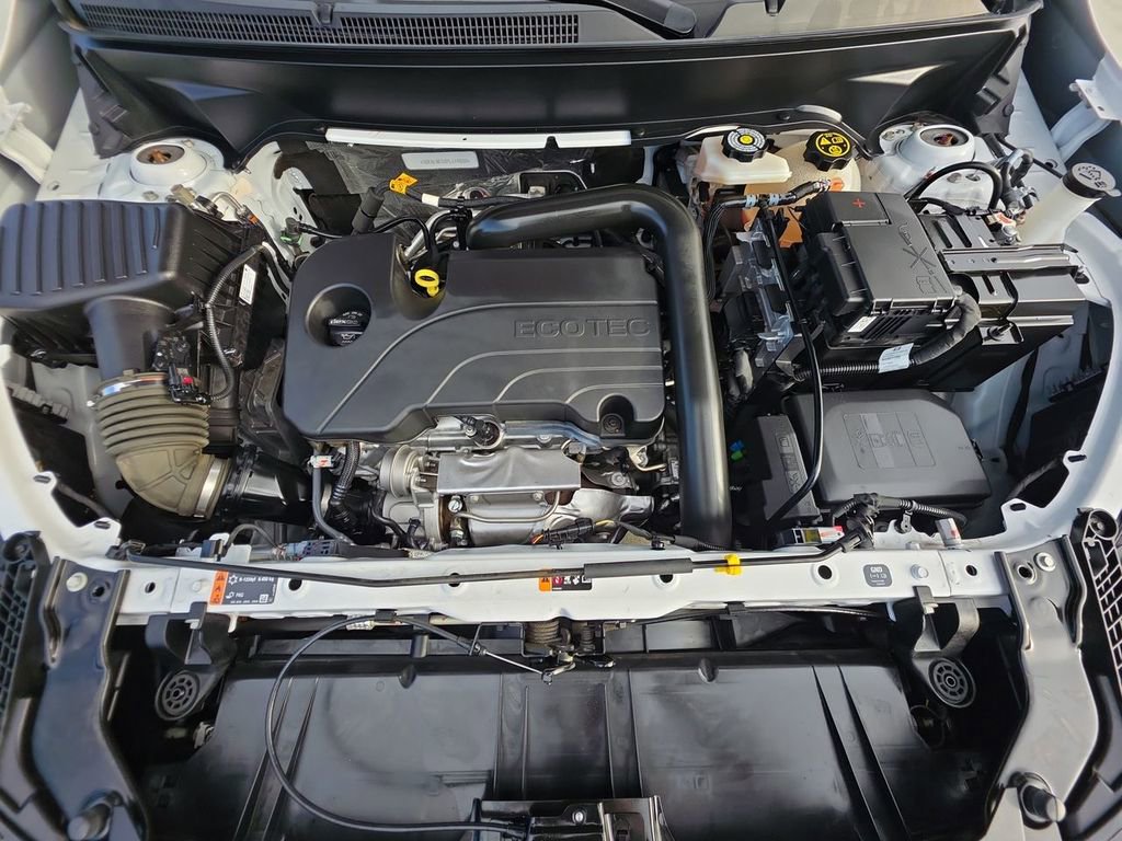 Used 2023 GMC Terrain SLE w/ Driver Convenience Package image 31