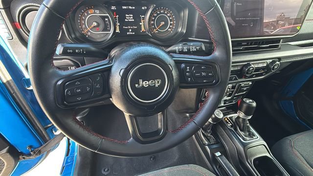 Used 2024 Jeep Wrangler Unlimited Rubicon image 18