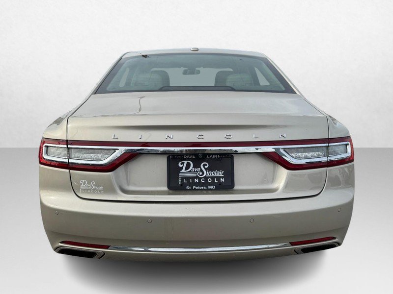Used 2017 Lincoln Continental Select w/ Climate Package image 6