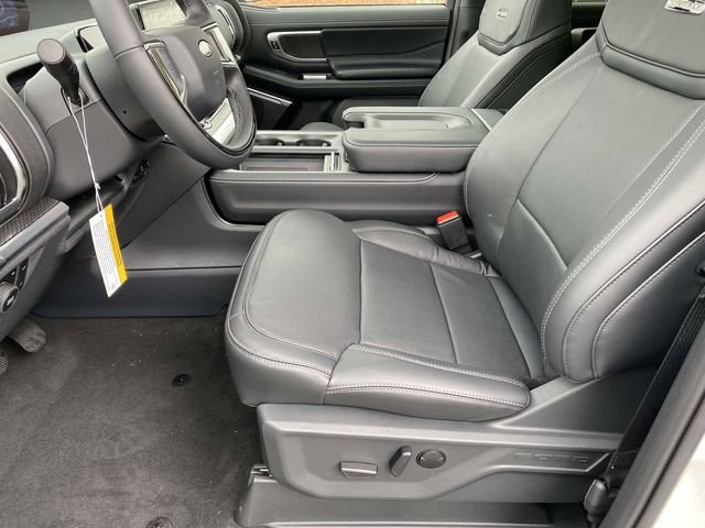 New 2025 Ford Expedition Max Platinum w/ Stealth Performance Package AWD/4WD image 13