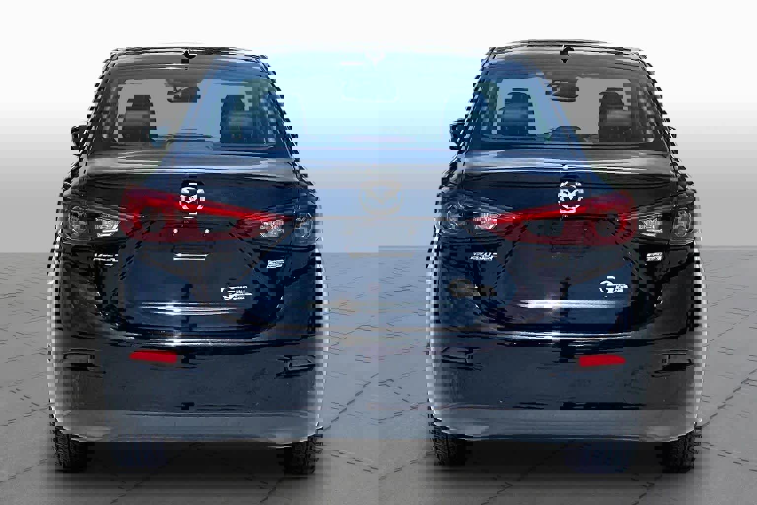 Used 2018 MAZDA MAZDA3 Grand Touring w/ Premium Equipment Package image 5