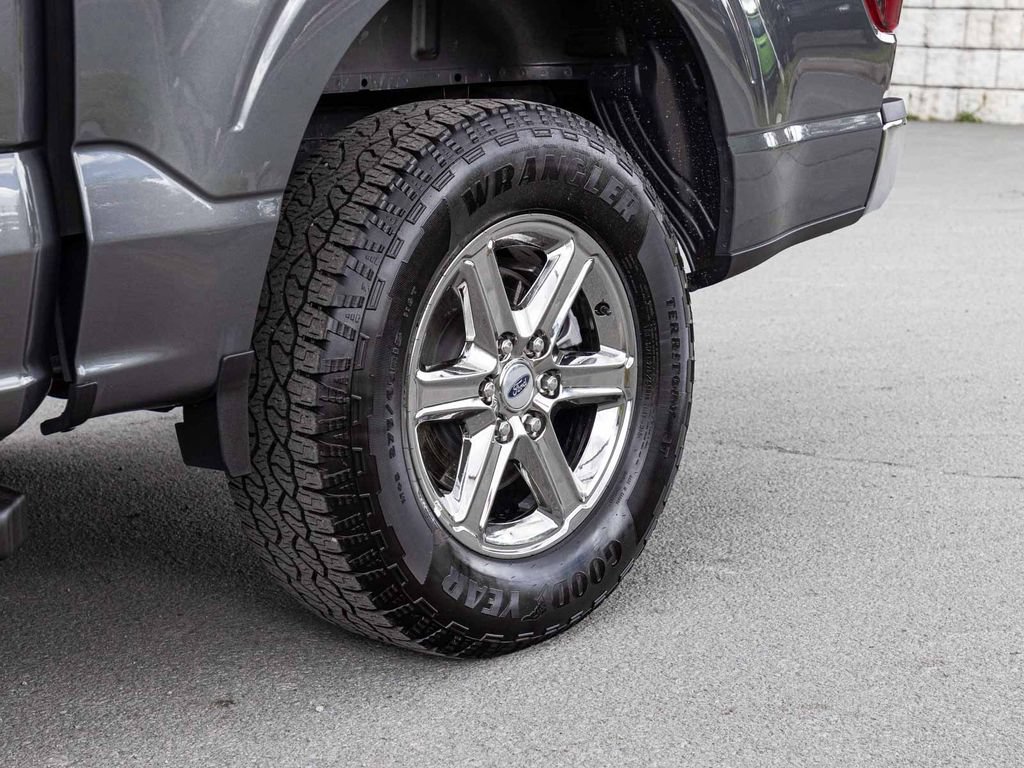 Used 2025 Ford F150 XLT w/ Equipment Group 301A Standard AWD/4WD image 8