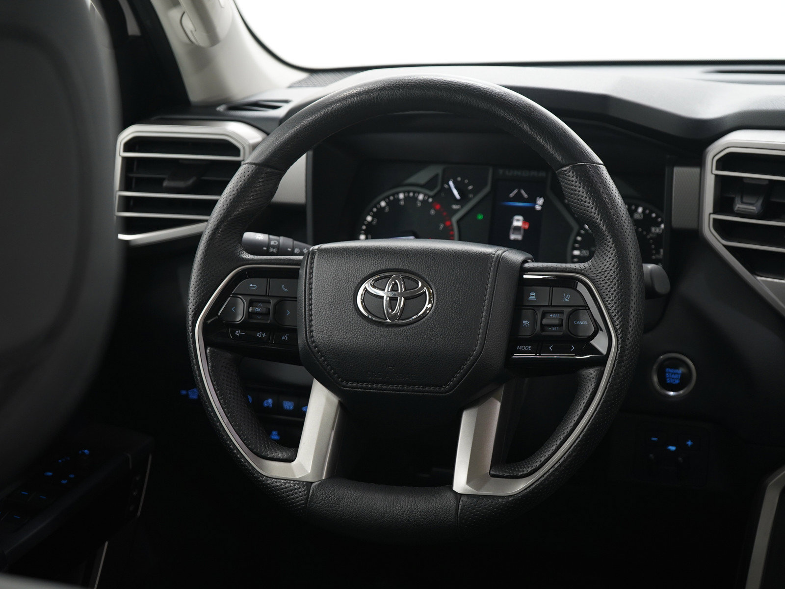 Used 2022 Toyota Tundra Limited AWD/4WD image 14