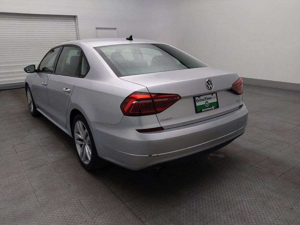 Used 2019 Volkswagen Passat 2.0T Wolfsburg FWD image 5