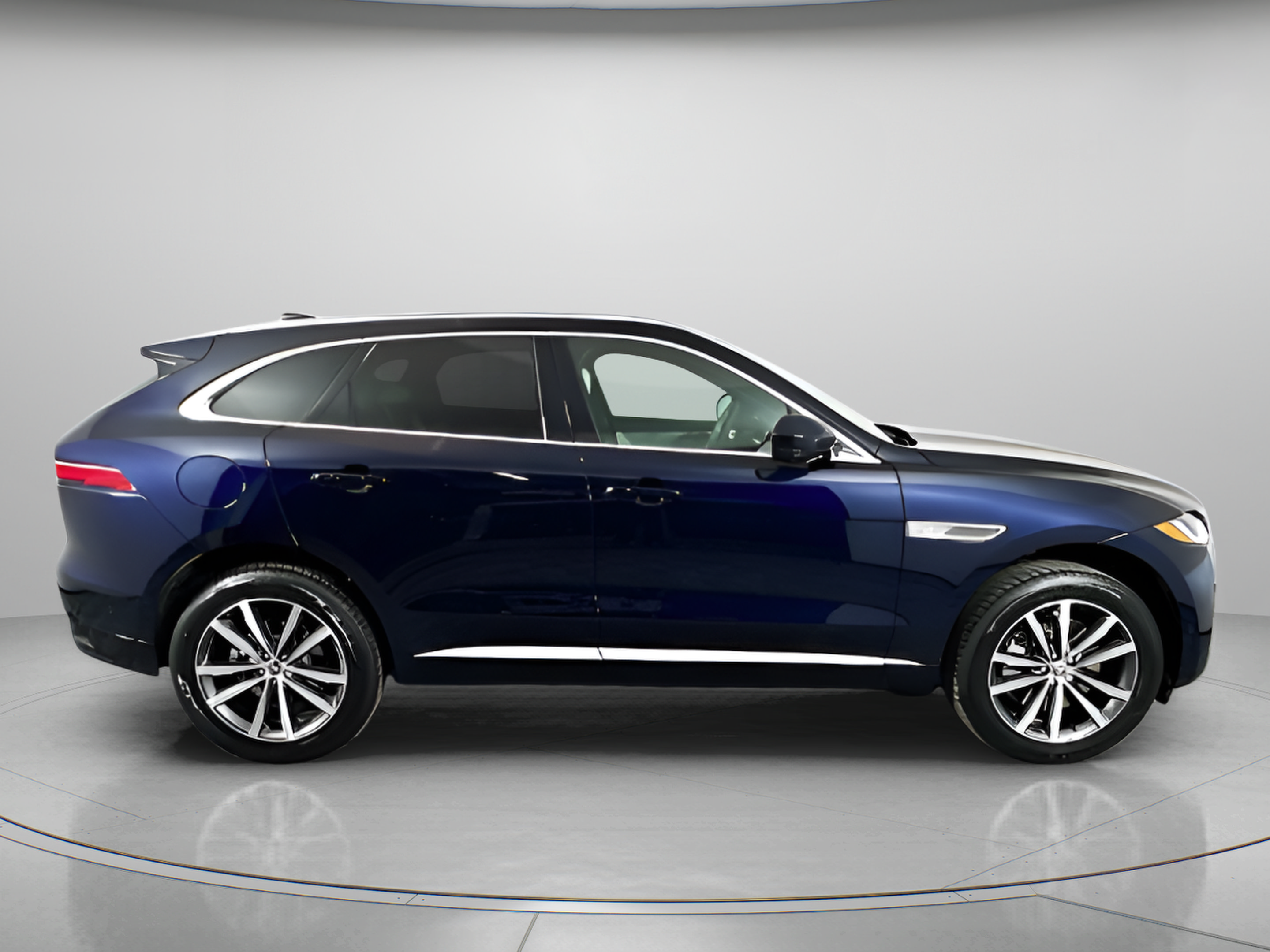 Used 2026 Jaguar F-PACE R-Dynamic S AWD/4WD image 6