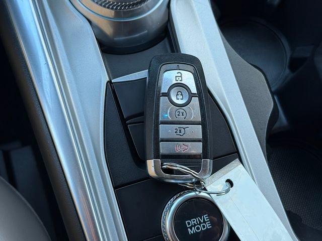 Used 2022 Ford Explorer XLT w/ Equipment Group 202A image 12